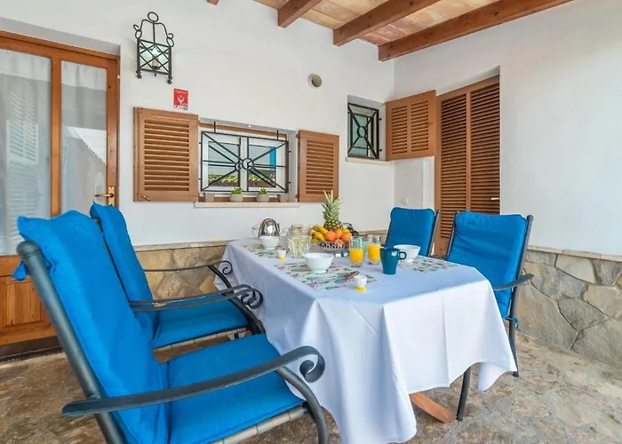 Holiday Home Pintor Beach House By Interhome